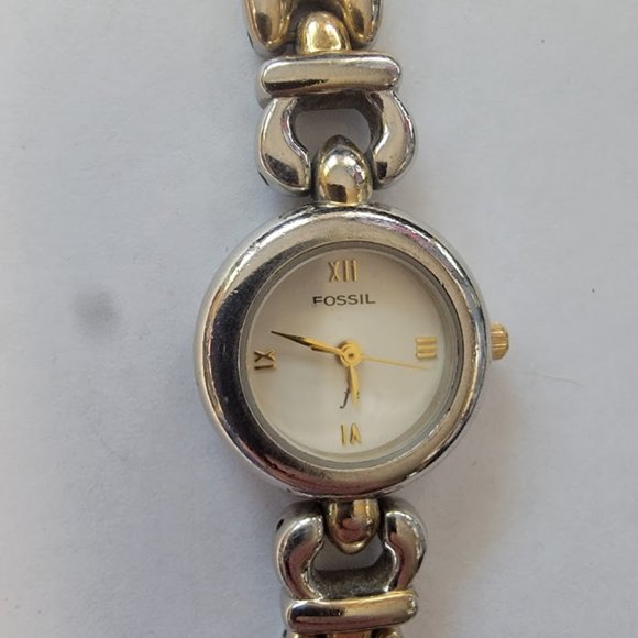 FOSSIL F2 ES-8678 Two-Tone White Face Watch 6.5" - Picture 5 of 6
